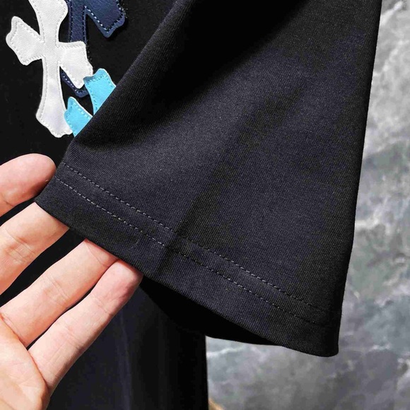 Chrome Hearts Men's Black Short-Sleeve T-Shirt - Picture 6 of 7